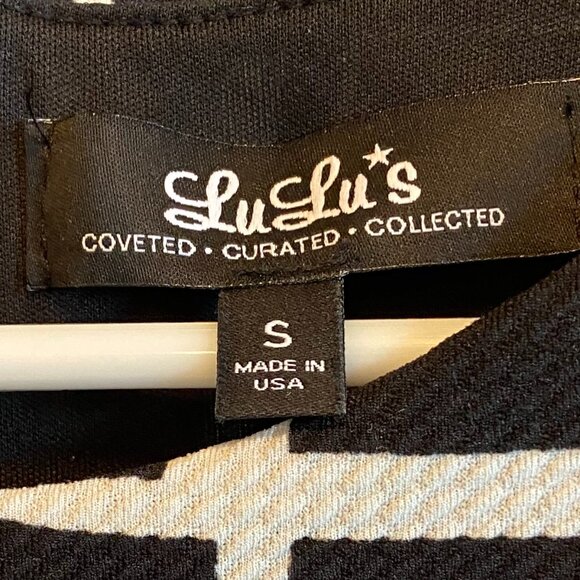 Lulus Black and Ivory Print Midi Dress Sz SMALL - Picture 2 of 8